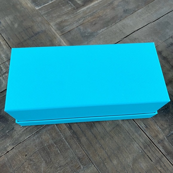 Tiffany blue box - Picture 2 of 3